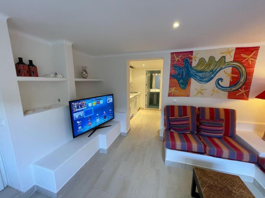 Studio With Private Swimming Pool And Garden Cascaes Exterior foto