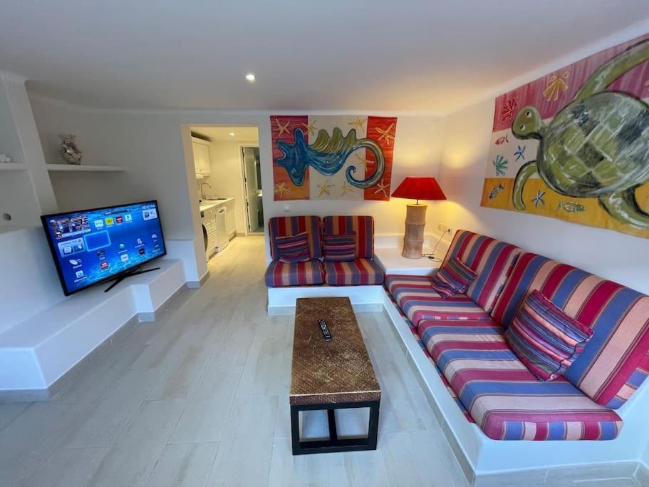 Studio With Private Swimming Pool And Garden Cascaes Exterior foto
